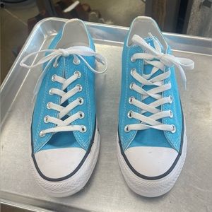 Converse, Light Blue, size 8.5 women’s, 6.5 men’s